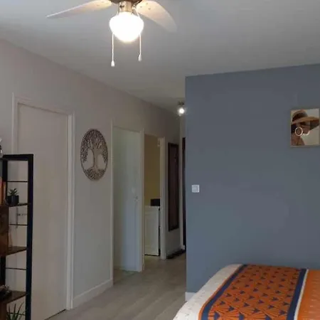 Confortable En Pleine Nature Avec Salon Et Cuisine Equipee, Ideal Pour Un Sejour A - Fr-1-806-2 Bourbonne-les-Bains