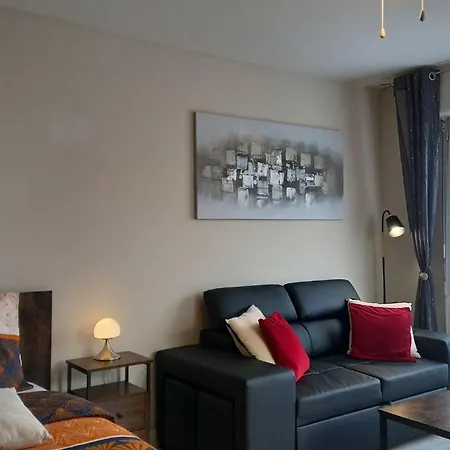 Confortable En Pleine Nature Avec Salon Et Cuisine Equipee, Ideal Pour Un Sejour A - Fr-1-806-2 Lägenhet